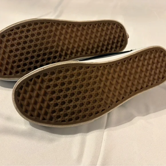 Vans Black and White Men's Sneakers - Picture 3 of 4